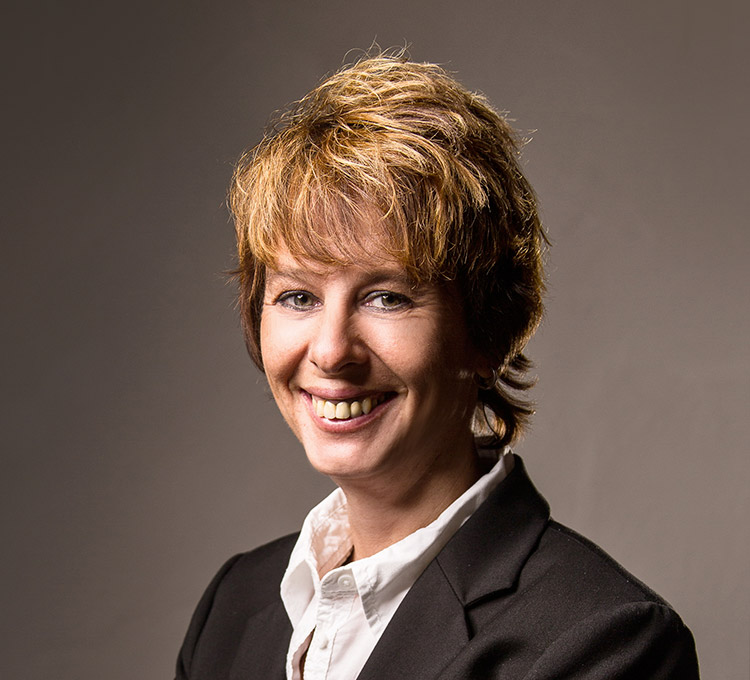Birgit Hösch - Assistentin der Geschäftsführung - confidoInvest
