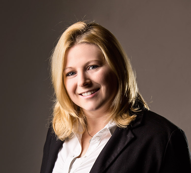 Stefanie Fuhrmann - Assistentin der Geschäftsführung - confidoInvest